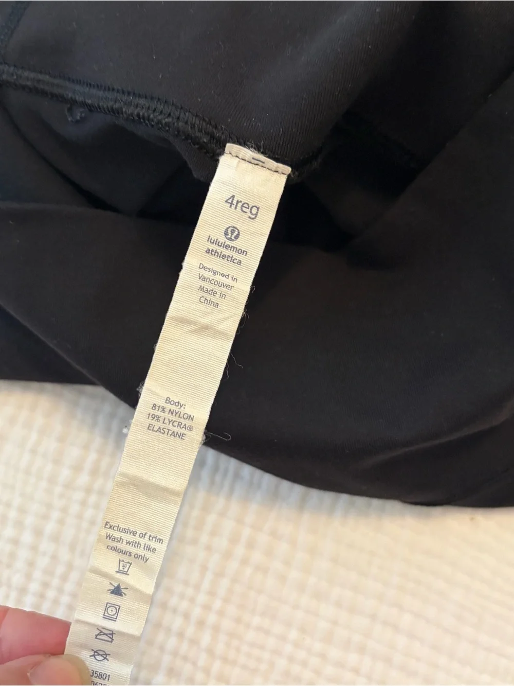 Lululemon Flare Leg Black Pants Sz 4 Small XS